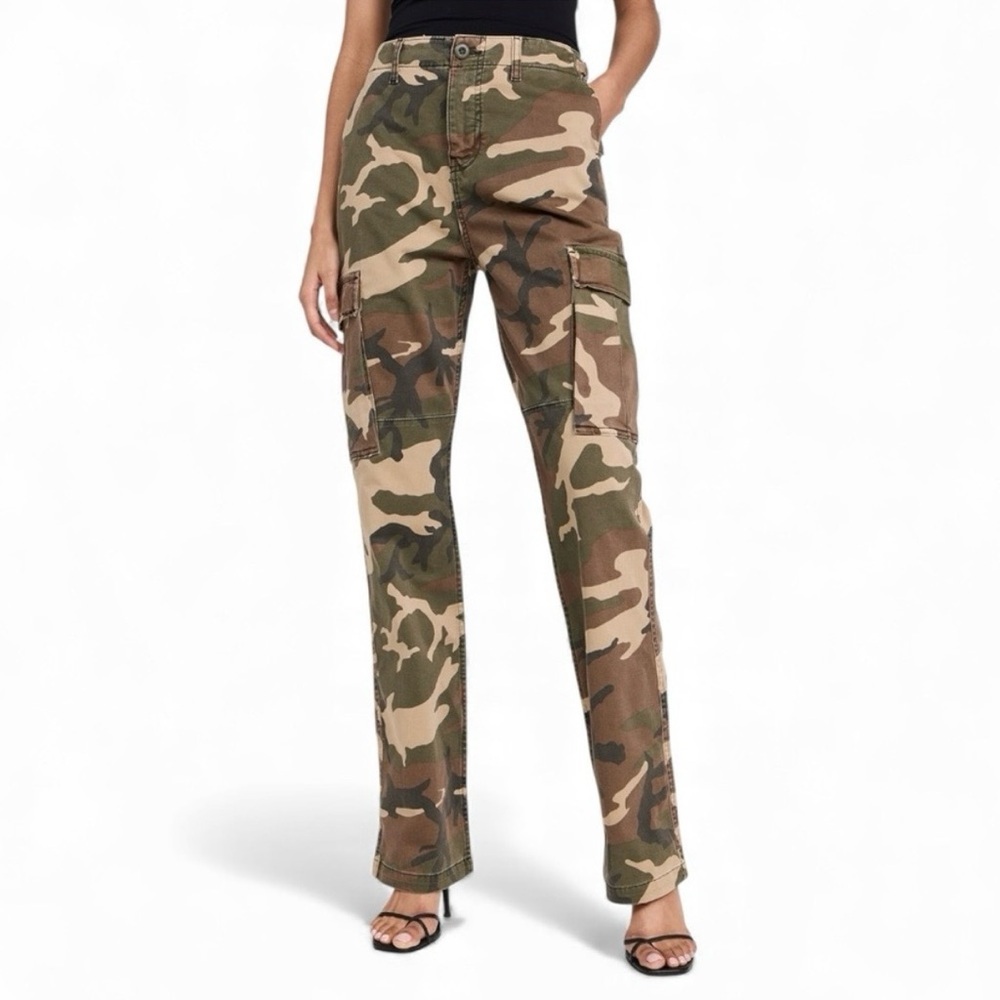 NWT GOOD AMERICAN CAMO CARGO PANTS